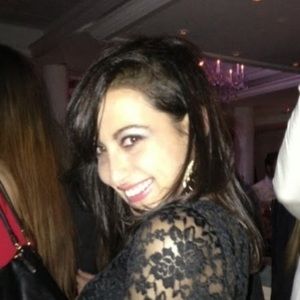 Meet your Posher, Dina